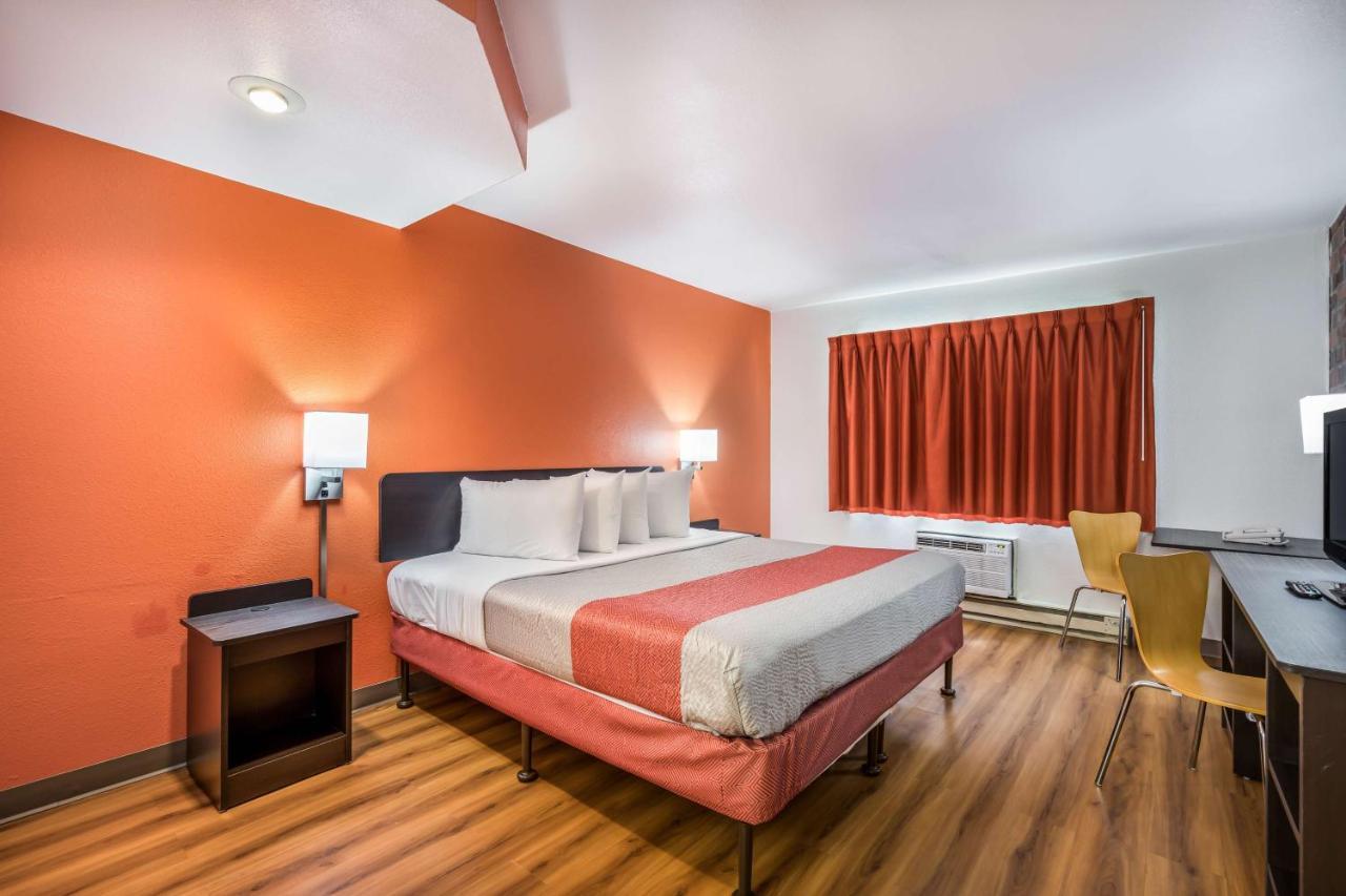 Motel 6-Madison, Wi - East Dış mekan fotoğraf