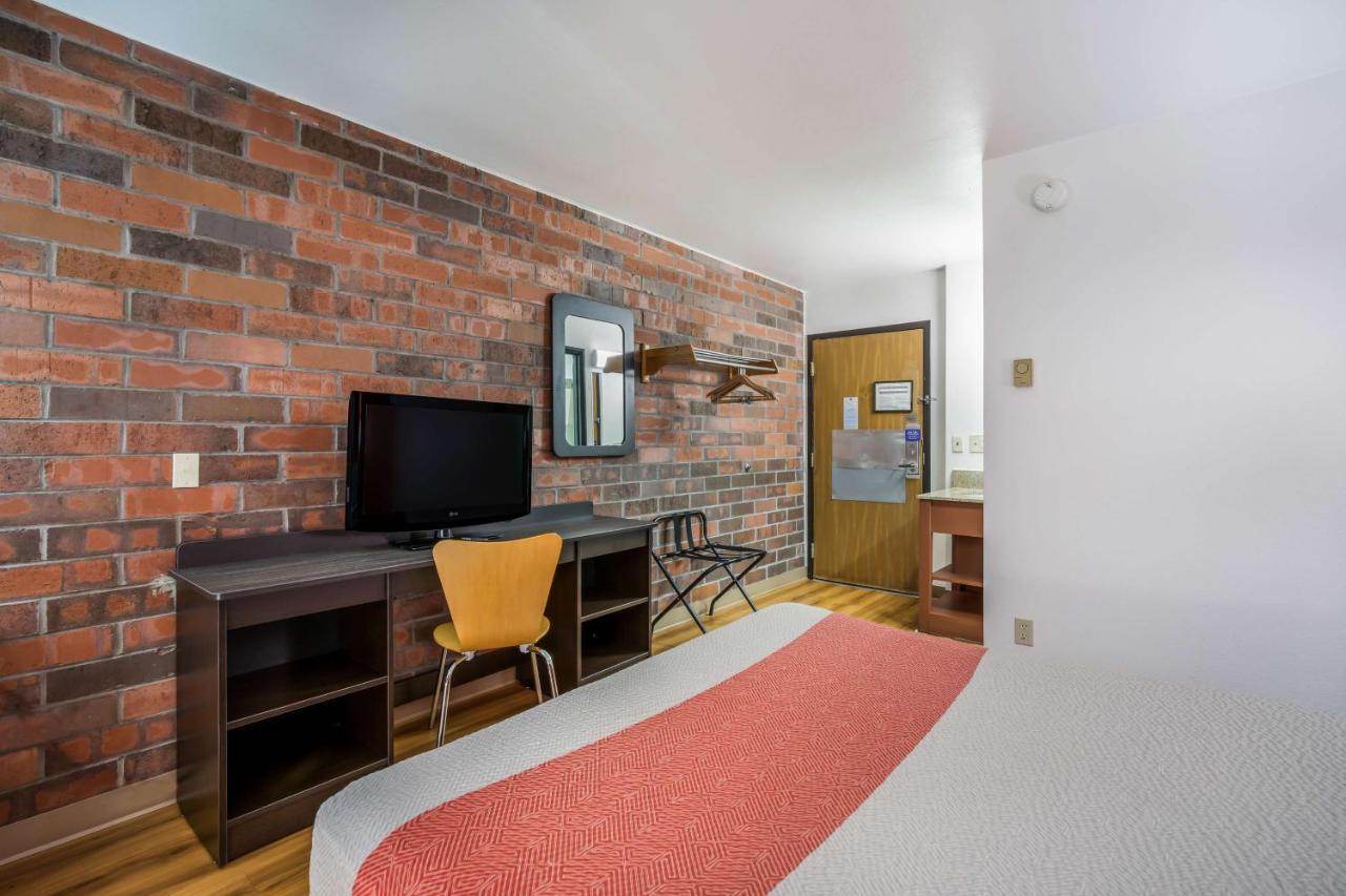 Motel 6-Madison, Wi - East Dış mekan fotoğraf